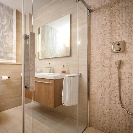 5br Mediterranean Sveta Nedelja