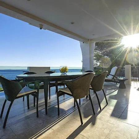 Villa 5br Mediterranean
